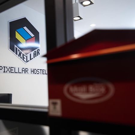 Pixellar Hostel Bangkok Esterno foto